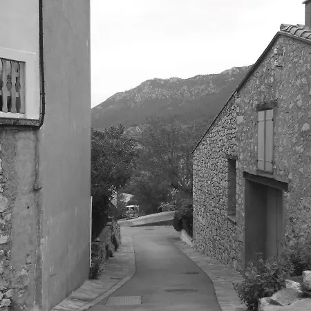 Les Lavandes Guest house *